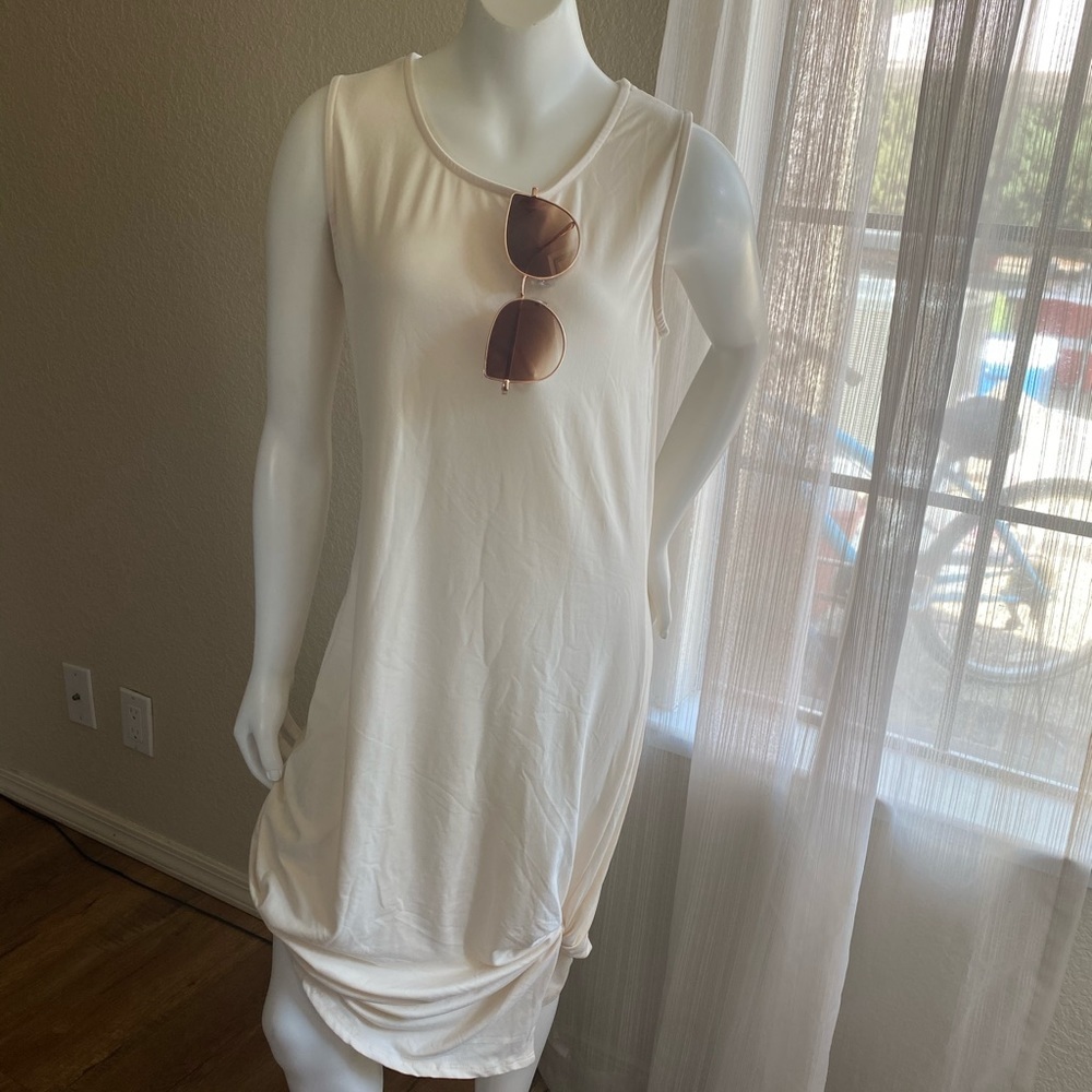 Sale Closet Clear Out !Medium NWTs short sleeve dress